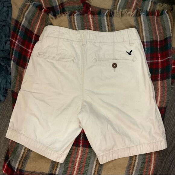 American Eagle Outfitters Prep Bermuda Shorts 26 Light Khaki Casual Vacation - Picture 4 of 13